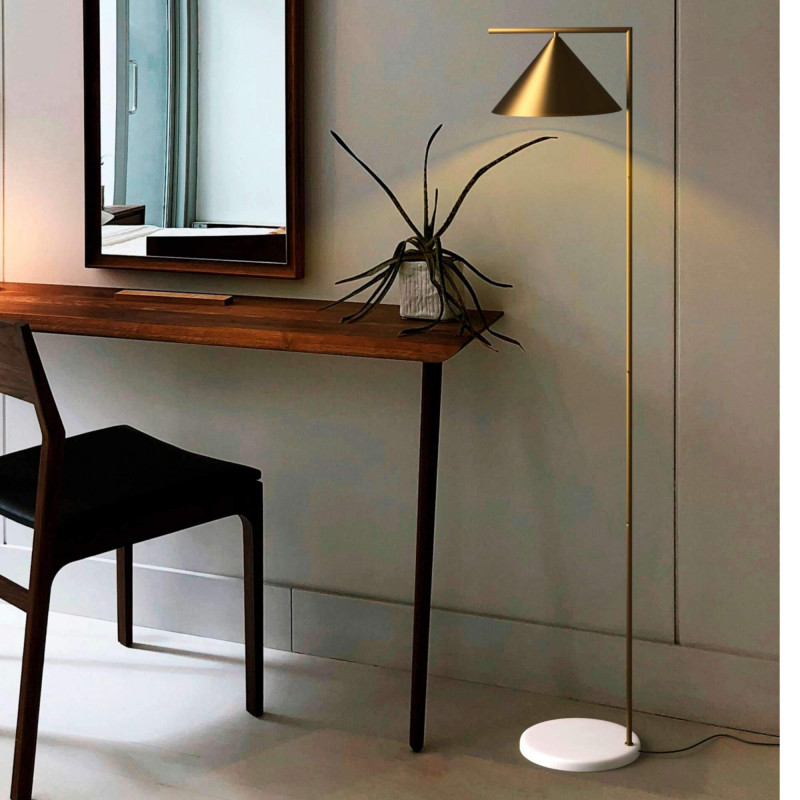 Ålesund Floor Lamp – Marble Base with Gold Finish - Image 3