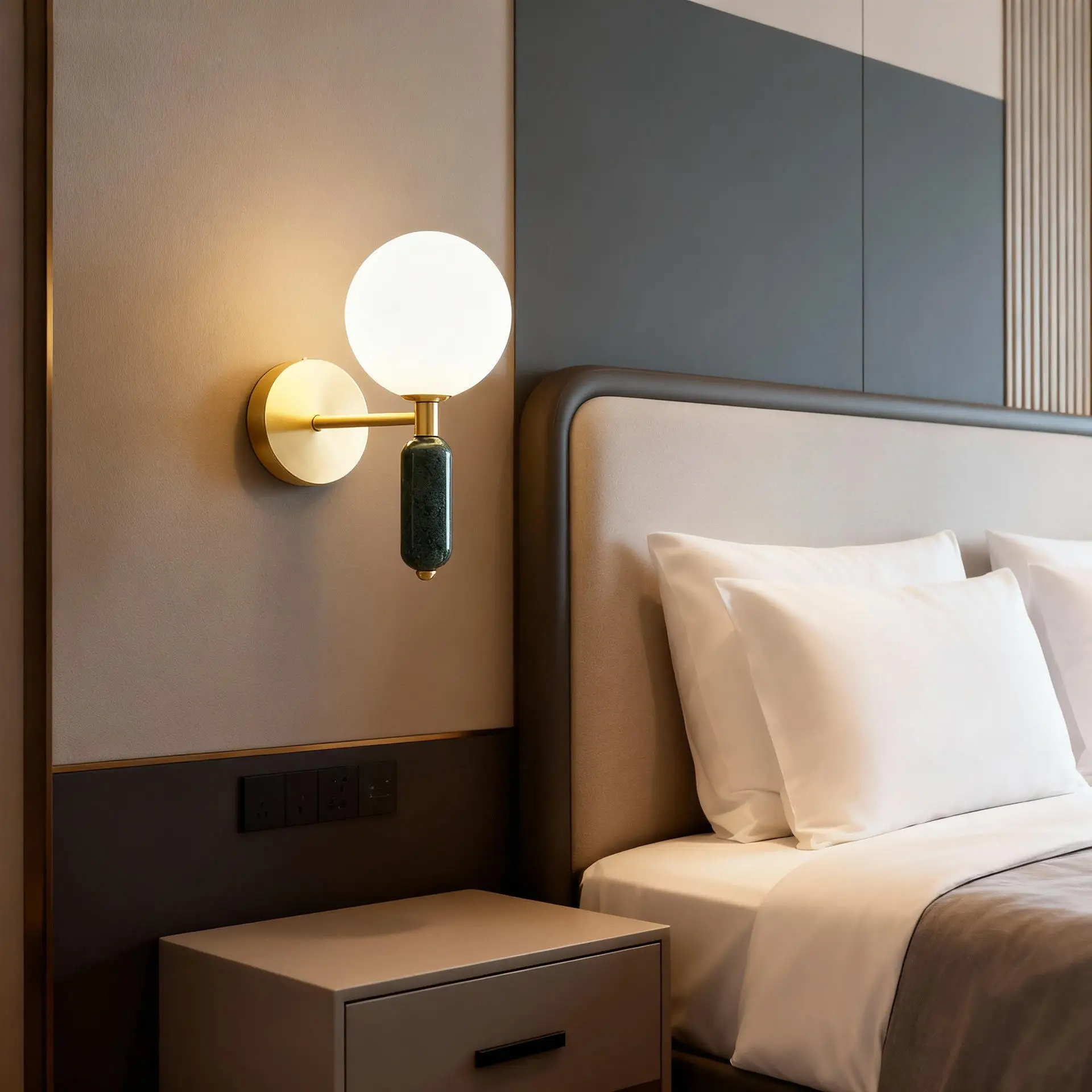 Haugesund – Marble Bedside Wall Lamp - Image 2